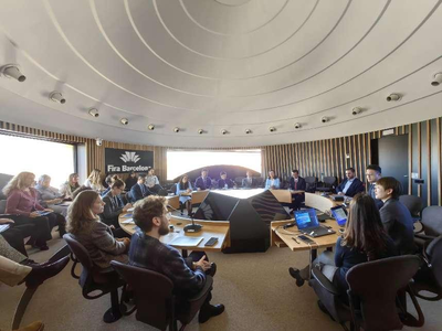 數字貿易盛會啟幕西班牙，禮儀服務添彩全球推介會